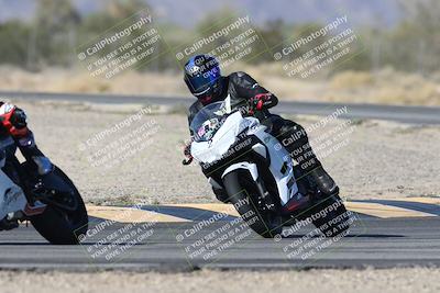 media/Dec-04-2025-Racers Edge (Thu) [[5ebc9f124d]]/3-B Group/1-Session 1 (Turn 7)/